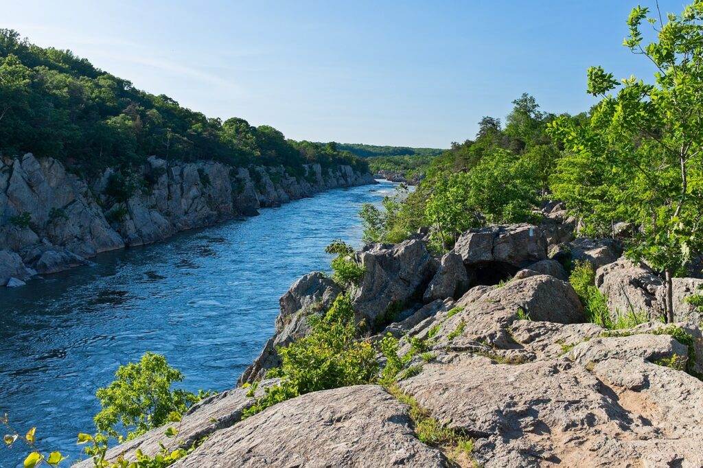 billy goat trail, pothole alley, maryland-910206.jpg